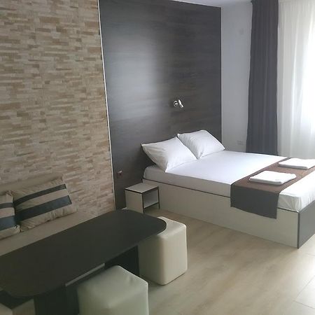 Apartments Hristovi Sandanski Bagian luar foto