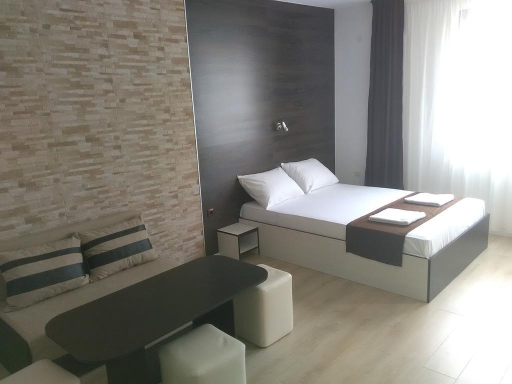 Apartments Hristovi Sandanski Bagian luar foto